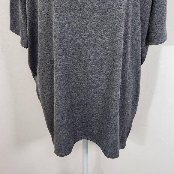 LuLaRoe Gray Tunic T-Shirt Size Small Lularoe Oversized Gray Tunic Tee - Picture 3 of 7
